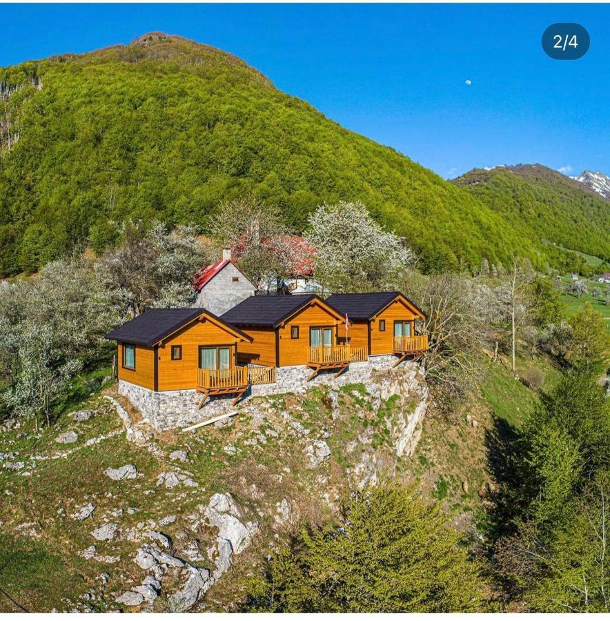 Bujtina Tradicionale Hotel Lepushe Exterior foto